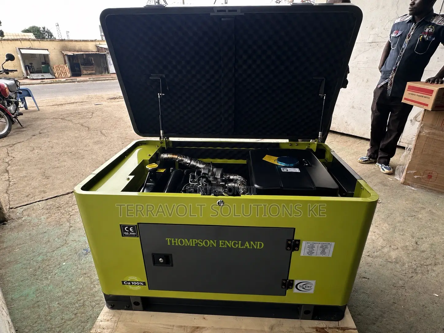 20kva Water Cooled Thompson England Silent Diesel Generator (ATS)