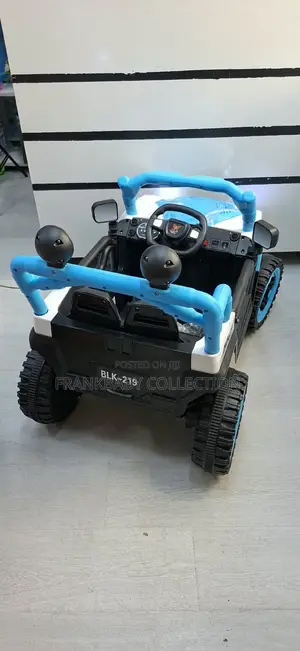 Kids Electric Car With Remote Control, Music Lights
