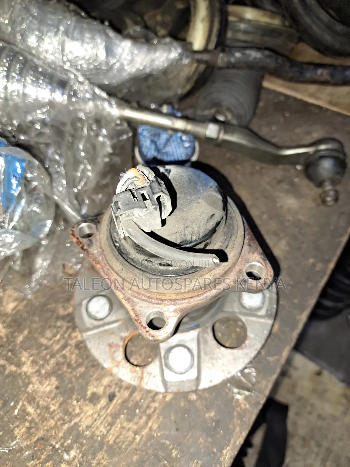 Toyota Fielder 161 Rear Wheel Hub