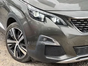 Peugeot 5008 1.6 PureTech 180 2020