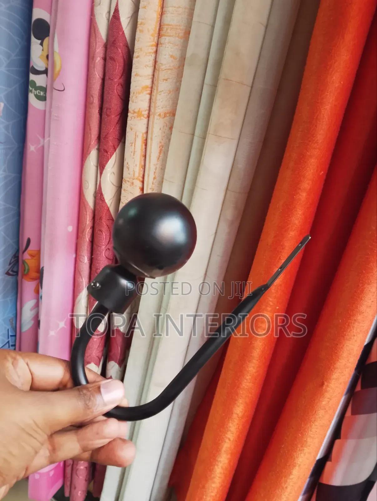 ROUNd Head Black Curtain Tiebacks Metallic Wall Mounted Curtain Holder