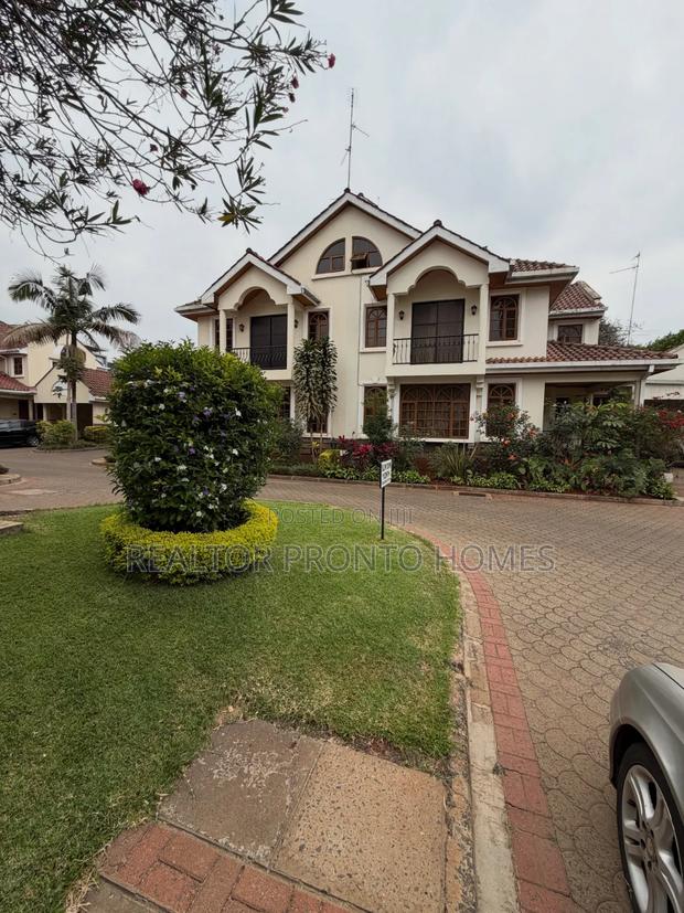 4bdrm Townhouse / Terrace in Lavington, Muthangari for rent