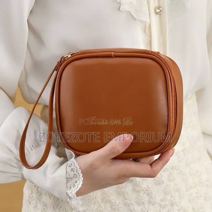 Waterproof Leather Pad Pouch