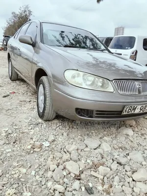 Nissan Bluebird 2004