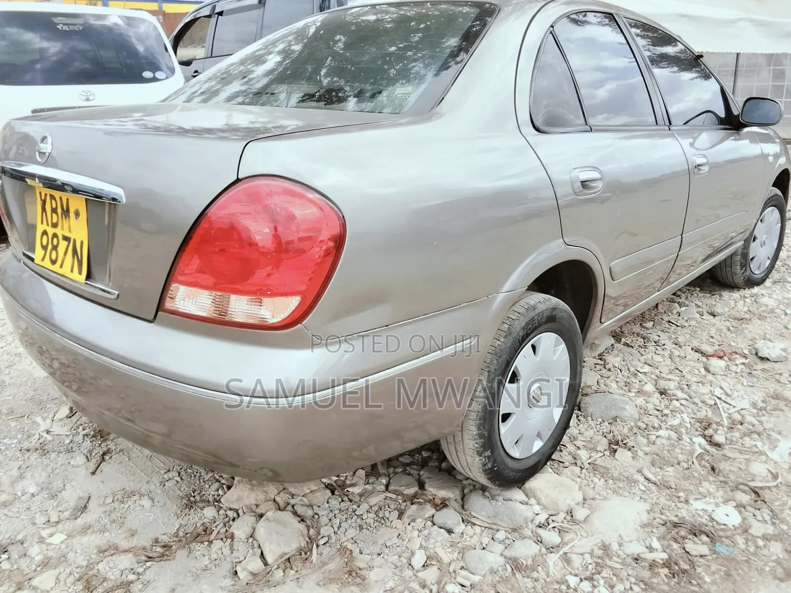 Nissan Bluebird 2004