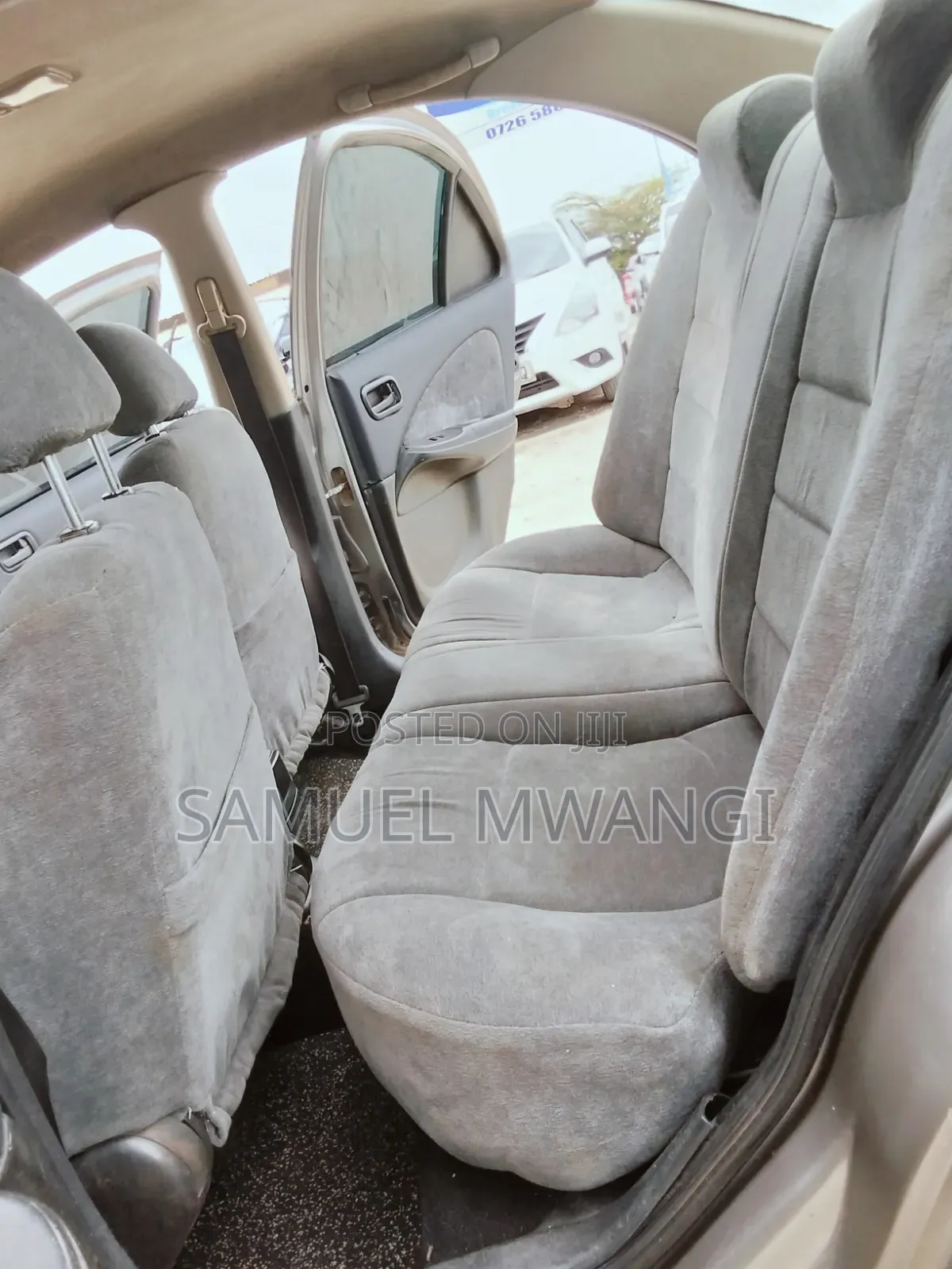 Nissan Bluebird 2004