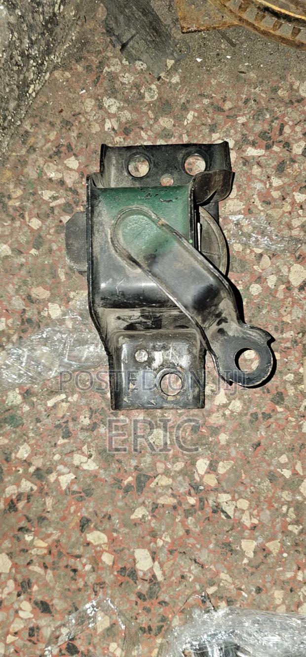 Y12 Ingine Mounting - main view