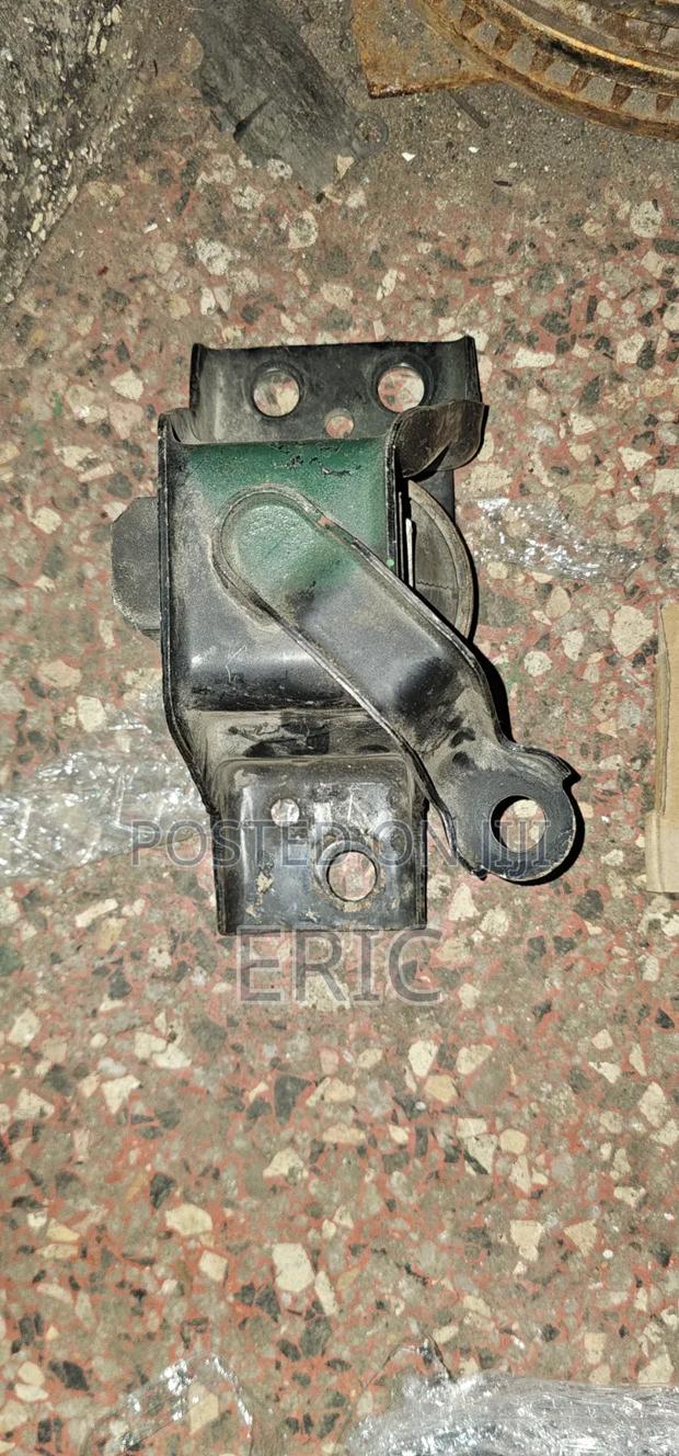 Y12 Ingine Mounting - thumbnail 2