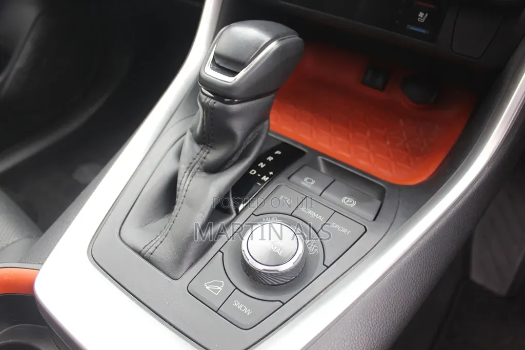 Toyota RAV4 Adventure 2019 Green