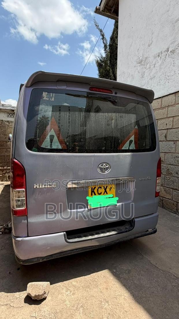 Toyota HiAce 2012 Grey