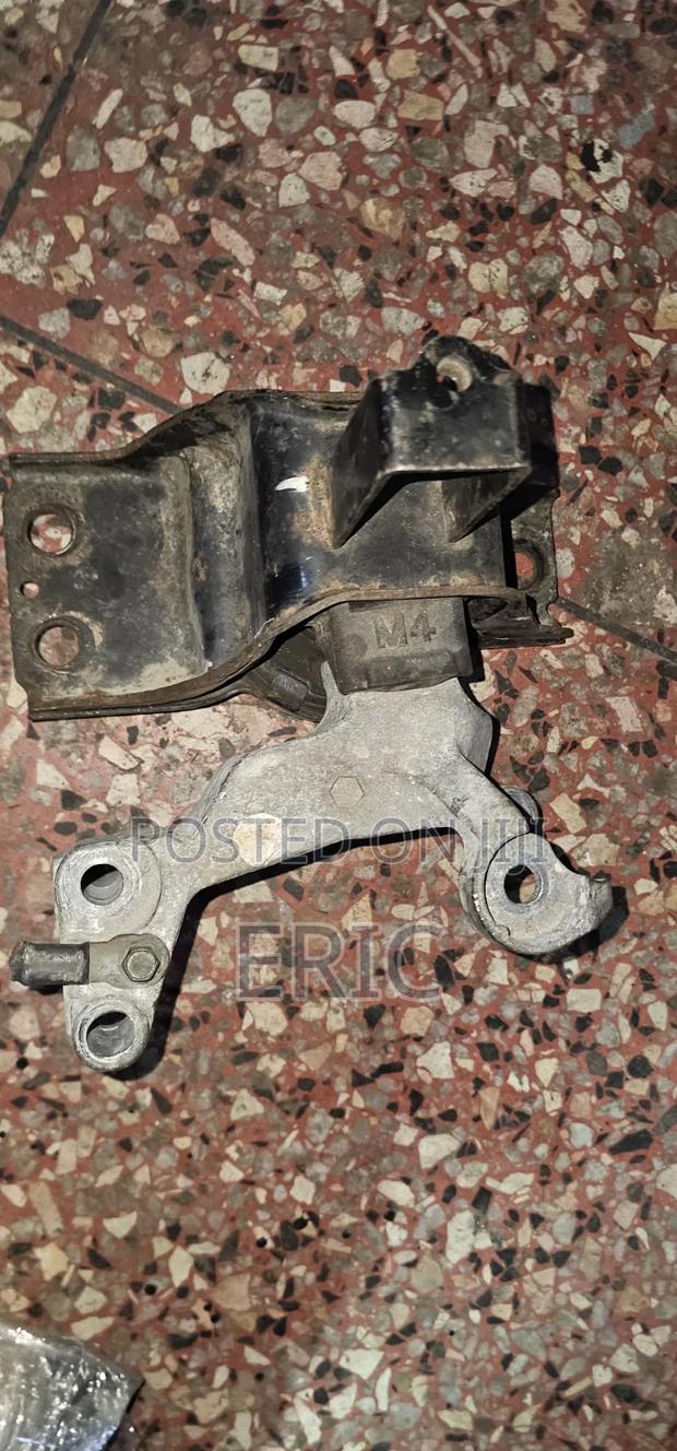 Nissan Xtrail Ingine Mounting