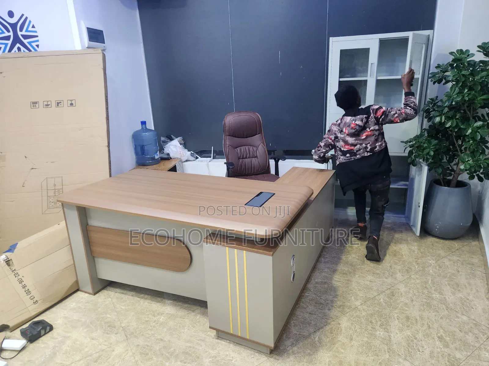 Executive Office Desk – Modern L-Shaped Manager Desk With Cable Port