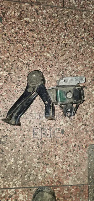 Mistubishi Outlander Ingine Gearbox Mounting