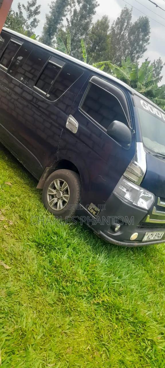 Toyota HiAce 2014 Blue - thumbnail 3