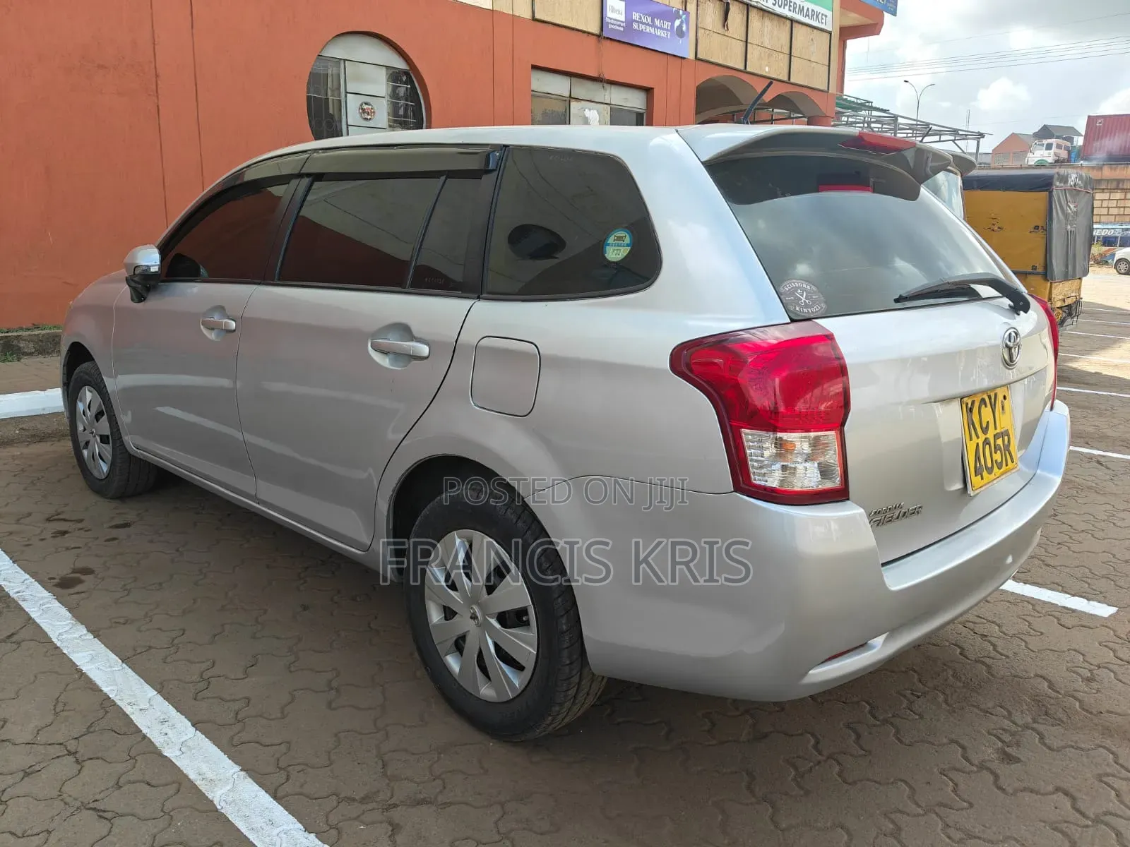 Toyota Corolla Fielder 2013 Silver