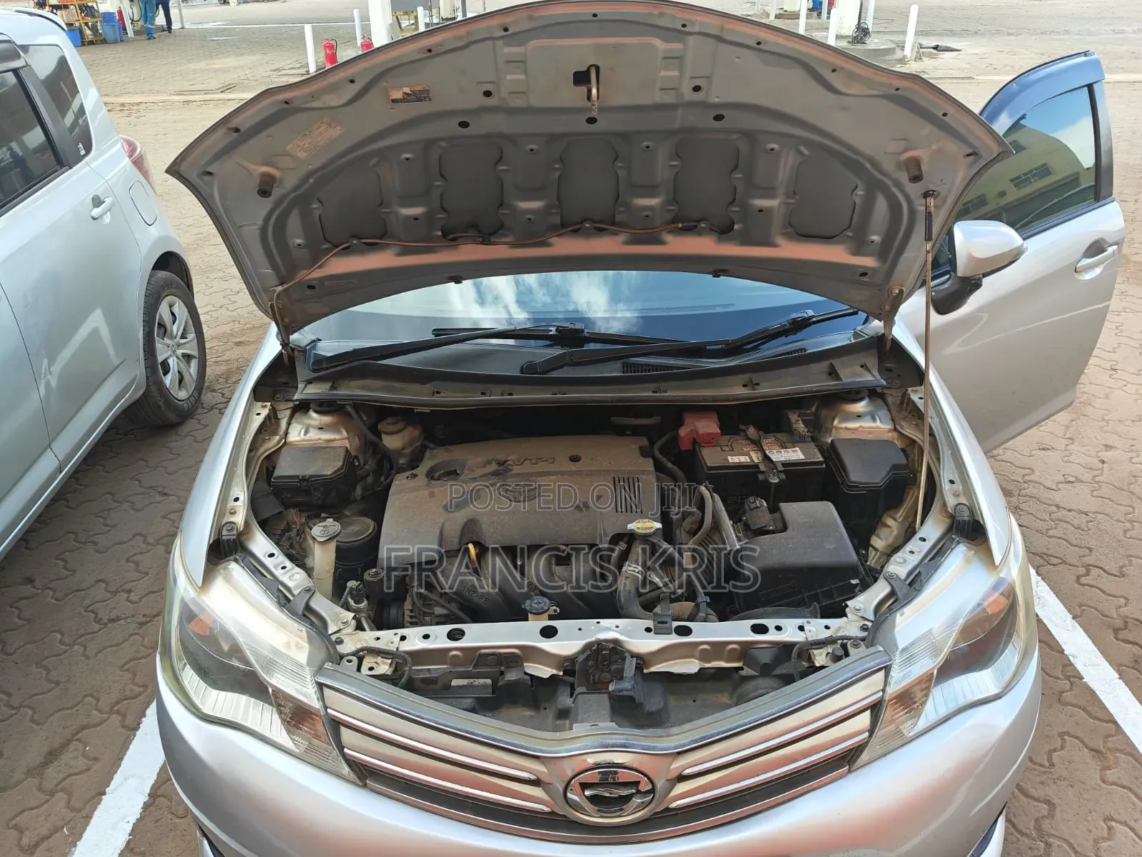 Toyota Corolla Fielder 2013 Silver