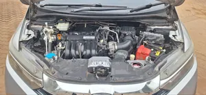 Honda Fit Shuttle 1.5 Hybrid 2WD 2018 Silver