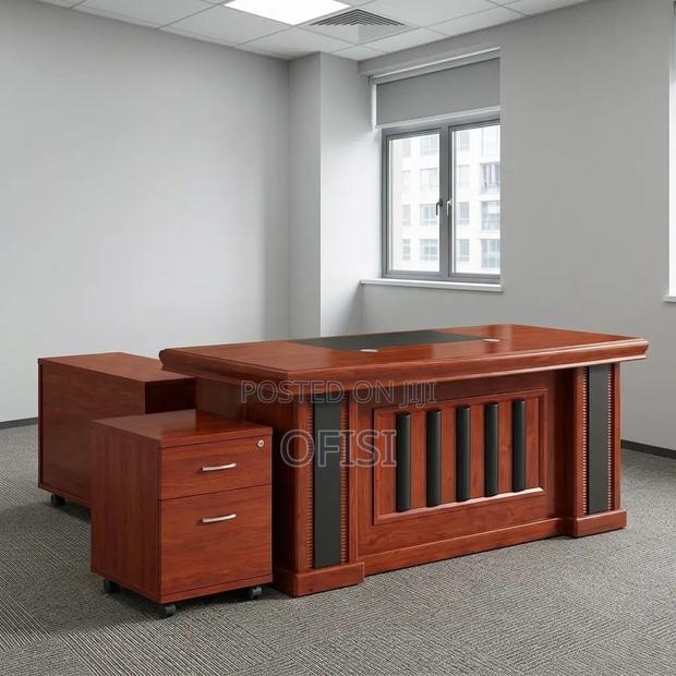 Office Desk; 1.8m L-Shaped Manager’s Desk
