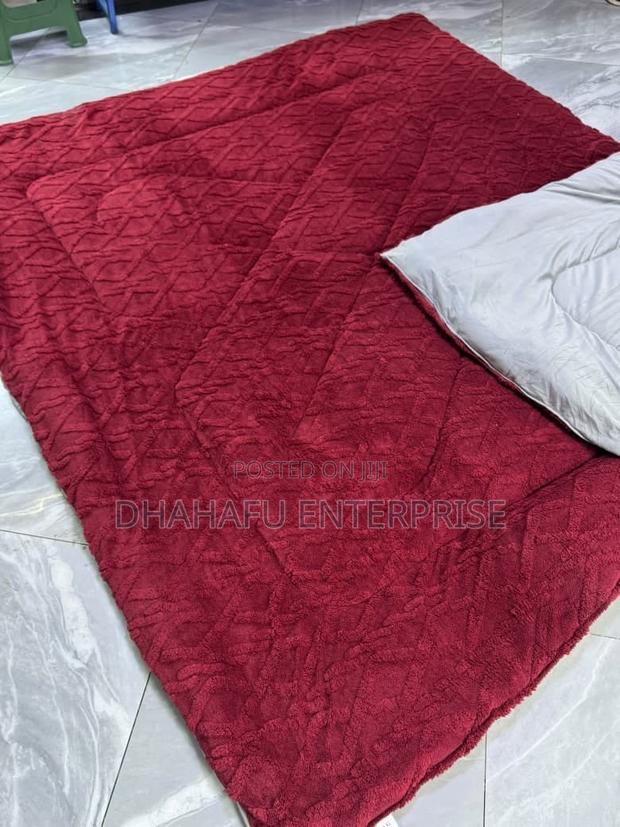 Heavy Sherpa Woolen Duvet Set 6x7 - thumbnail 8