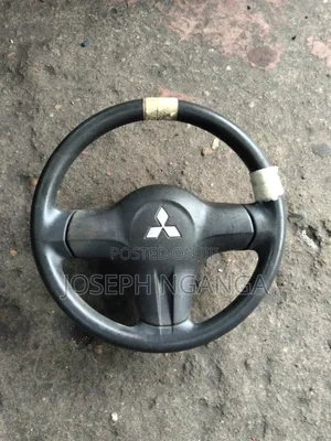 Mitsubishi Colt 2008 Model Steering Wheel