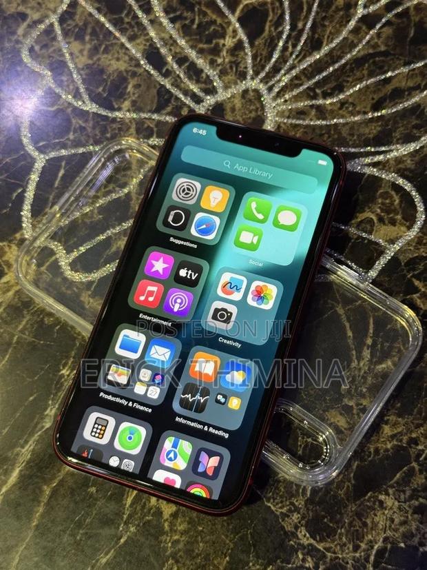 Apple iPhone XR 64 GB Red
