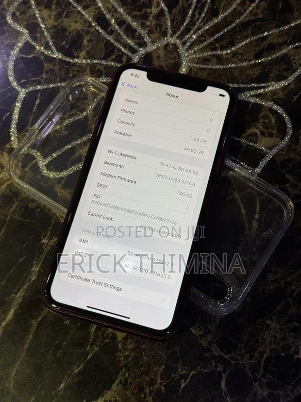 Apple iPhone XR 64 GB Red - thumbnail 7