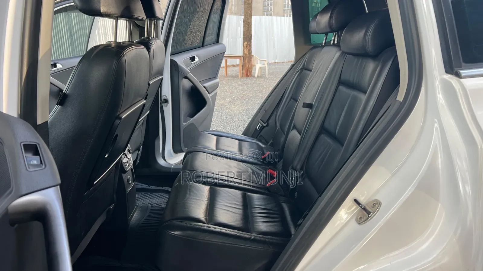 Volkswagen Tiguan 2010 White