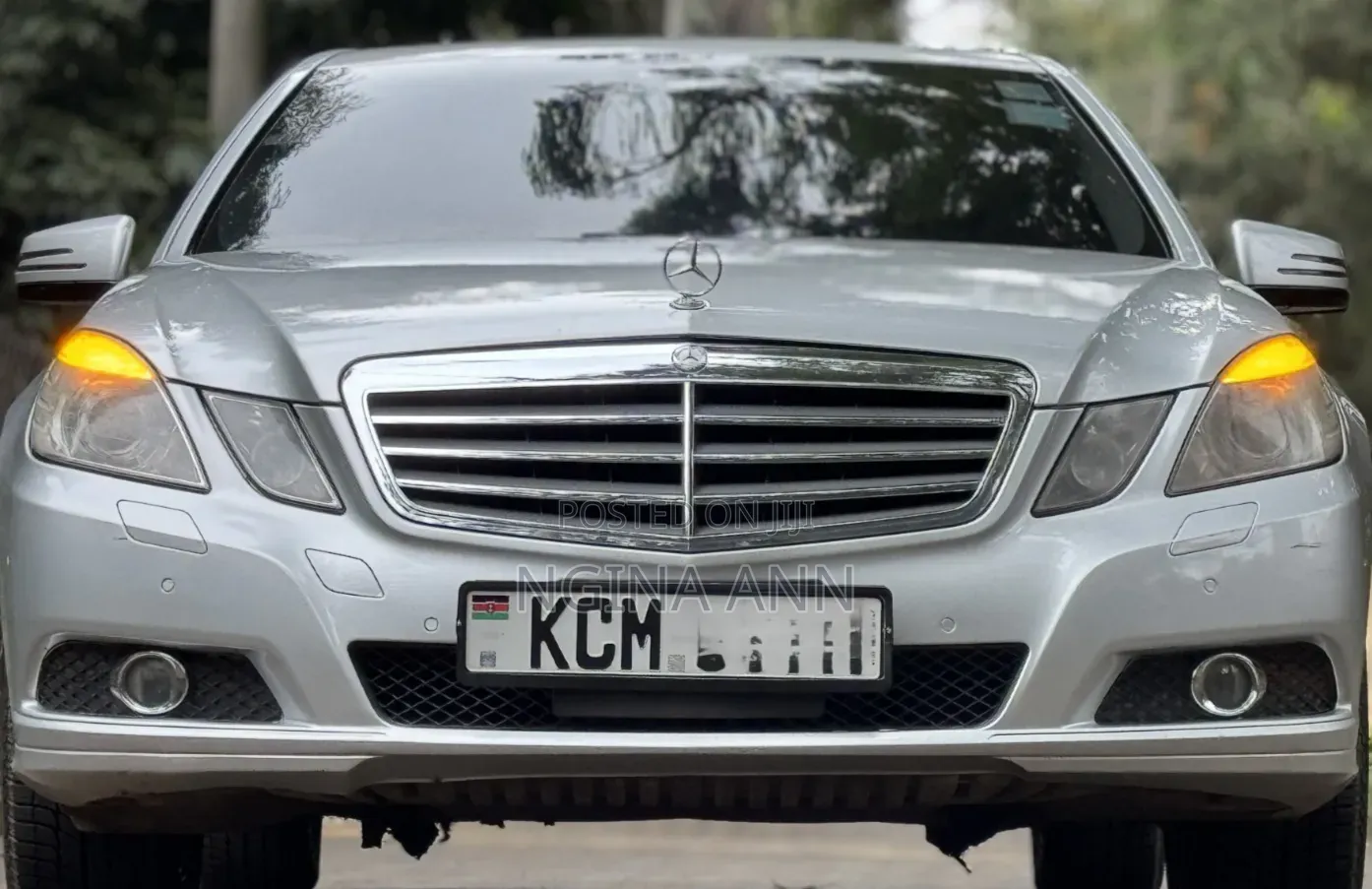 Mercedes-Benz E250 2011 Silver