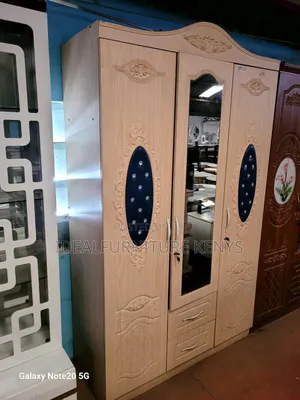 Beige With Mirror Wordrobe