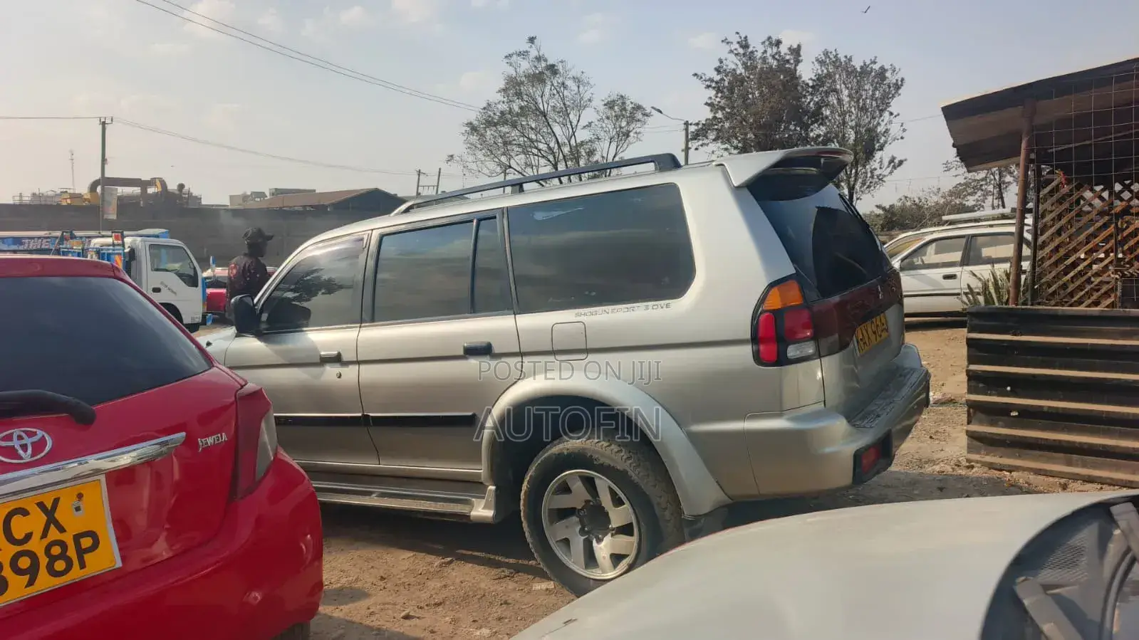 Mitsubishi Shogun 2001 Beige