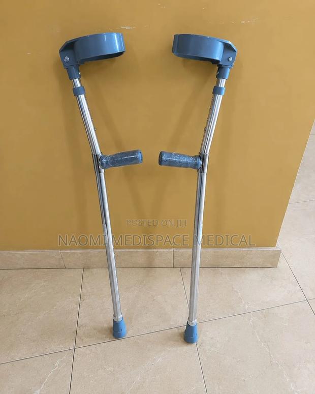 Closed Cuff Elbow Crutches(Height Adjustable)