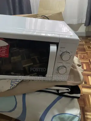 Ramtons Microwave Oven 20L – Fully Working – Good Condition