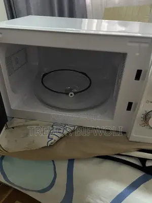 Ramtons Microwave Oven 20L – Fully Working – Good Condition
