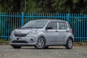 Toyota Passo 1.0 FWD 2019 Silver