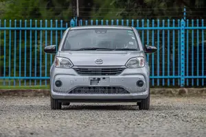 Toyota Passo 1.0 FWD 2019 Silver