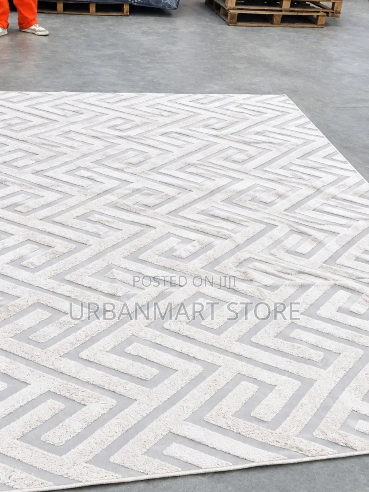 Brand New American Carpet 7x10 Strong Durable Non Slip