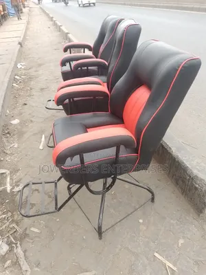 Simple Kinyonzi Chairs
