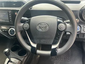 Toyota Aqua 2019 Blue