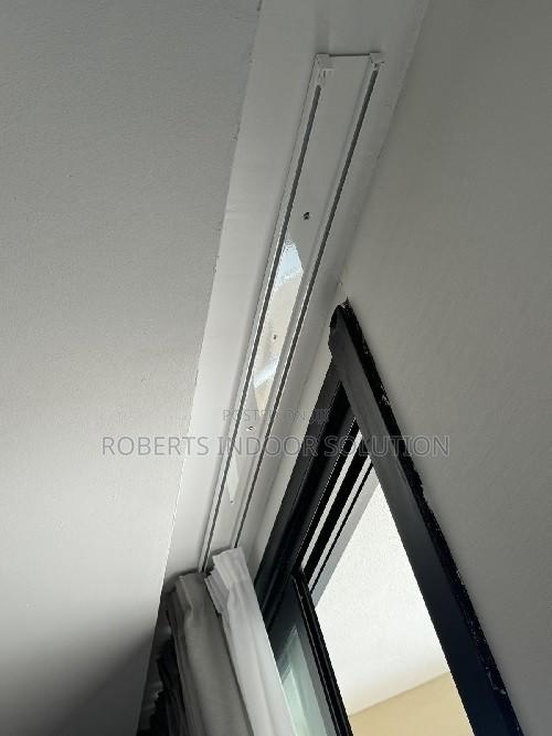 Double Curtain Track Set With Brackets - thumbnail 2