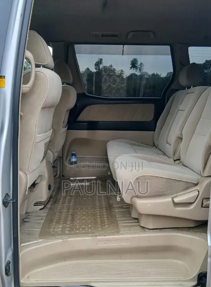 Toyota Alphard 2007