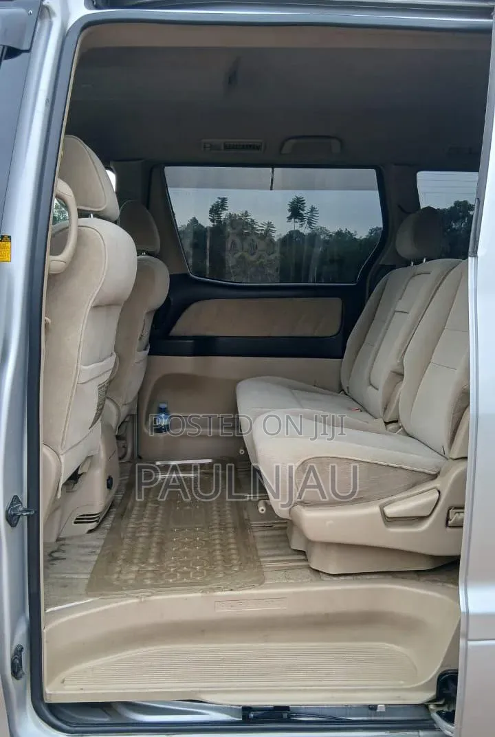 Toyota Alphard 2007
