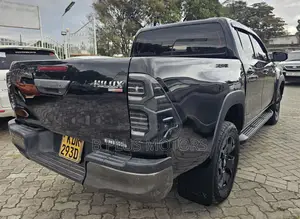 Toyota Hilux 2019 Black