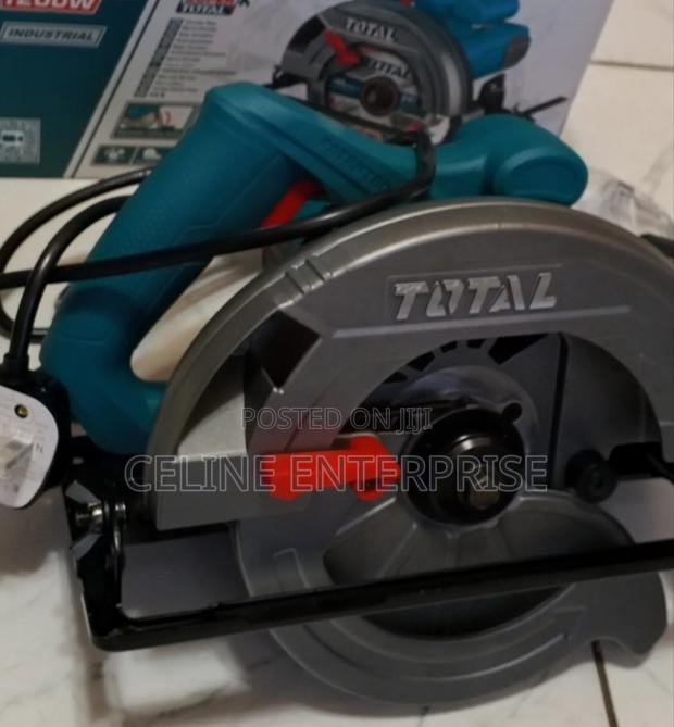 Total 1200W Electric Circular Saw With Adjustable Cutting Depth