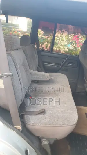 Mitsubishi Pajero 1993 Gray