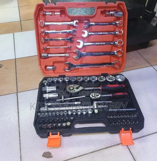 82-Piece Mechanic's Socket and Wrench Tool Set, - thumbnail 2