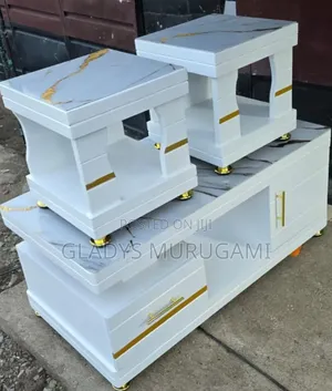 Coffee Table With 2 Stools