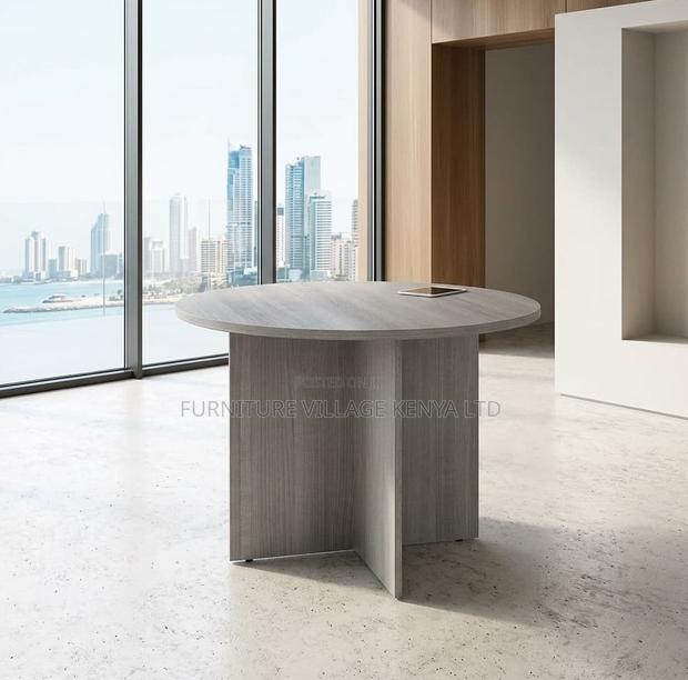 Meeting Table; Round Wooden 4 Seater Meeting Table