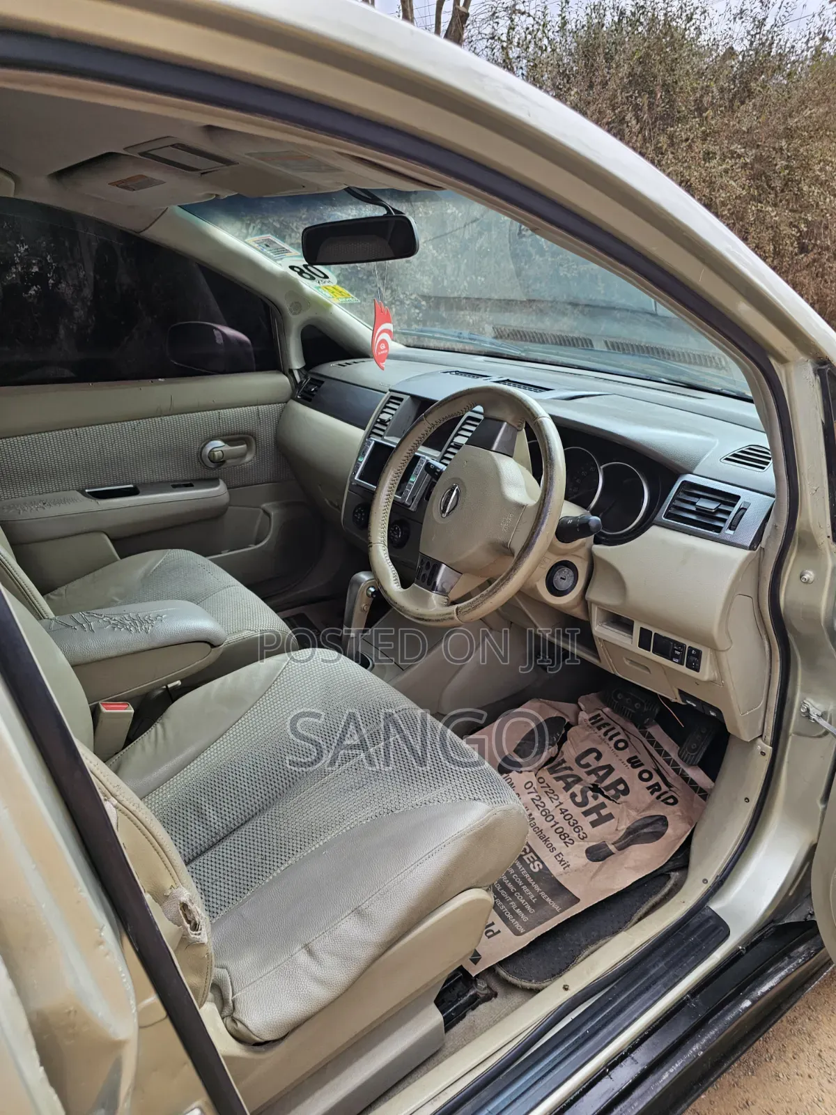 Nissan Tiida 2025 Gold