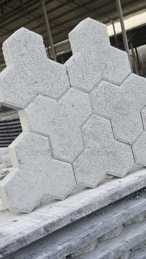 60mm Hexagon Shaped Cabros Per SQM
