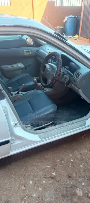 Toyota Sprinter 2000 White